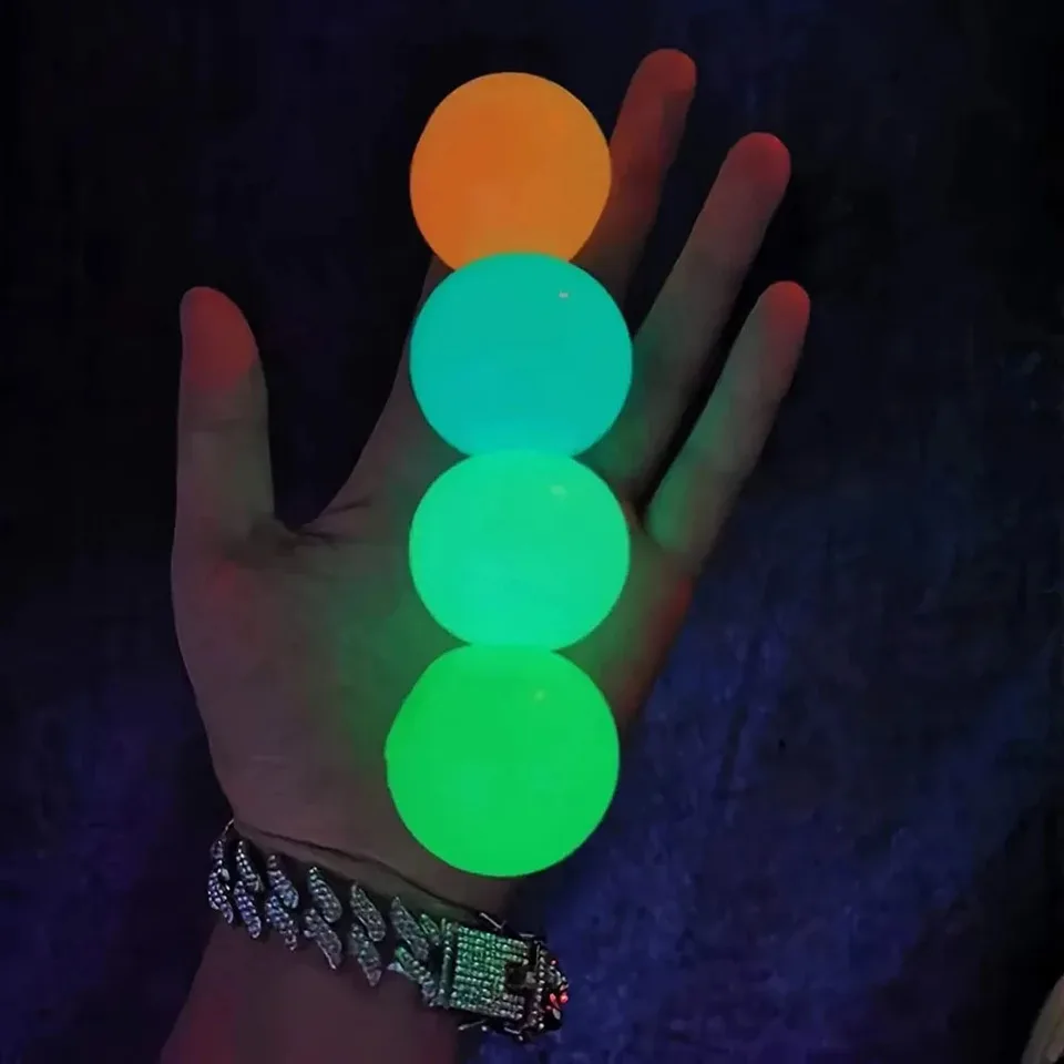 6cm Luminous Sticky Ball Toys Glow In The Dark Sticky Dark Ceiling