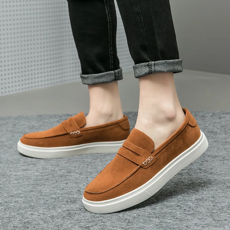 New Luxury Fashion Decoration Suede Driving Shoes Men Casual Loafers Business Formal Dress Dress Groom Footwear Zapatos Hombre