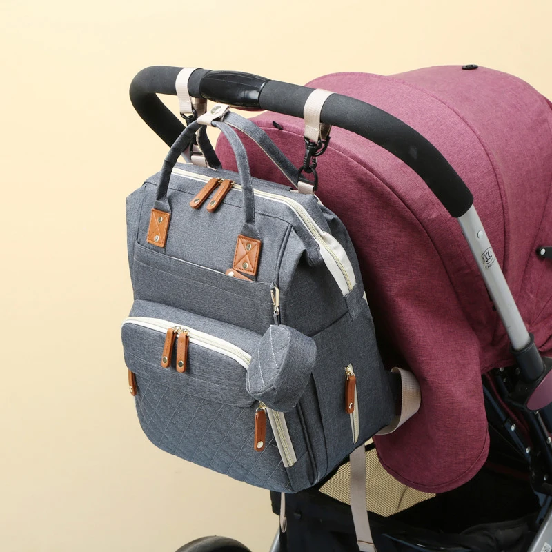 

USB Design Mommy Bag Diaper Bag Baby Care Large Capacity Mommy Backpack Multifunctional Waterproof Mommy Pregnancy Bag