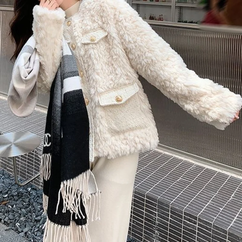 Simple Basic Small Fragrance Fake Fur Coat Female Korean Imitation Lamb Plush Stitching Tweed Elegant Casual White Women Coat