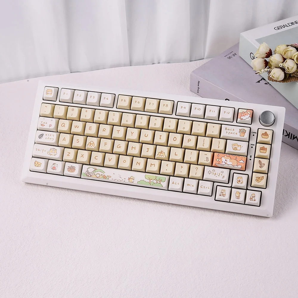 メカニカルゲームキーボード,131キー,キュートなハムスターの