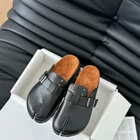 Sabots en daim à bout fendu pour femmes, boucle réglable, talon plat, chaussures décontractées confortables et antidérapantes 4