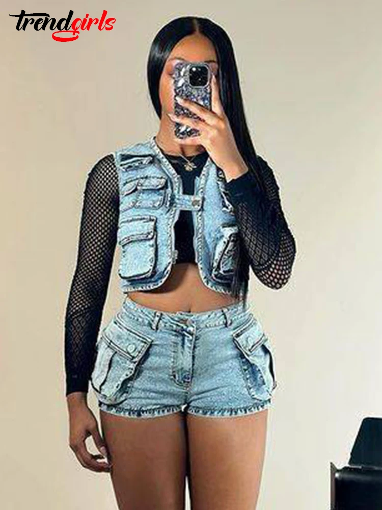 Ansela Unique Print Halter Tie-up Neck Tank and Stretch Pocket Ruffles Trim Shorts Set