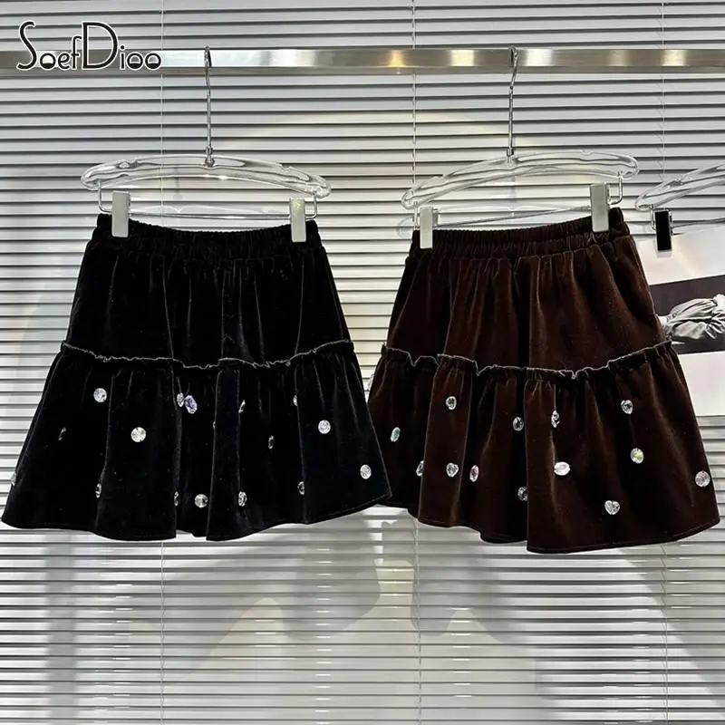 

Soefdioo Diamonds Beading Dark Velvet A-Line Mini Skirts Women Fashion High Waisted Pleated Skirt 2023 Autumn Winter Streetwear