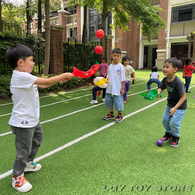 Catch the Track Ball Children\'s Sports Sensory Toy PE Material Exercise Hand-eye Coordination Outdoor Game Farm Kid Activity