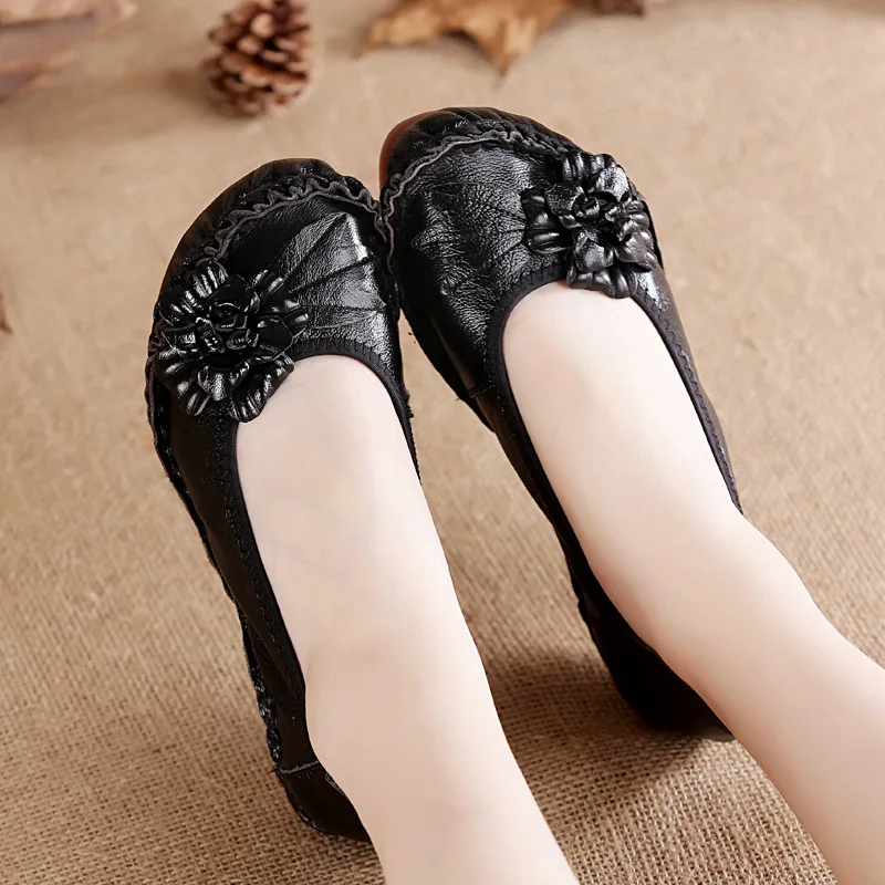 Women Loafers Xiuteng Genuine Leather Women Shoes Casual Flower Single Flat Round Toe Style Boat Shoes Soft Comfortable Women Flats