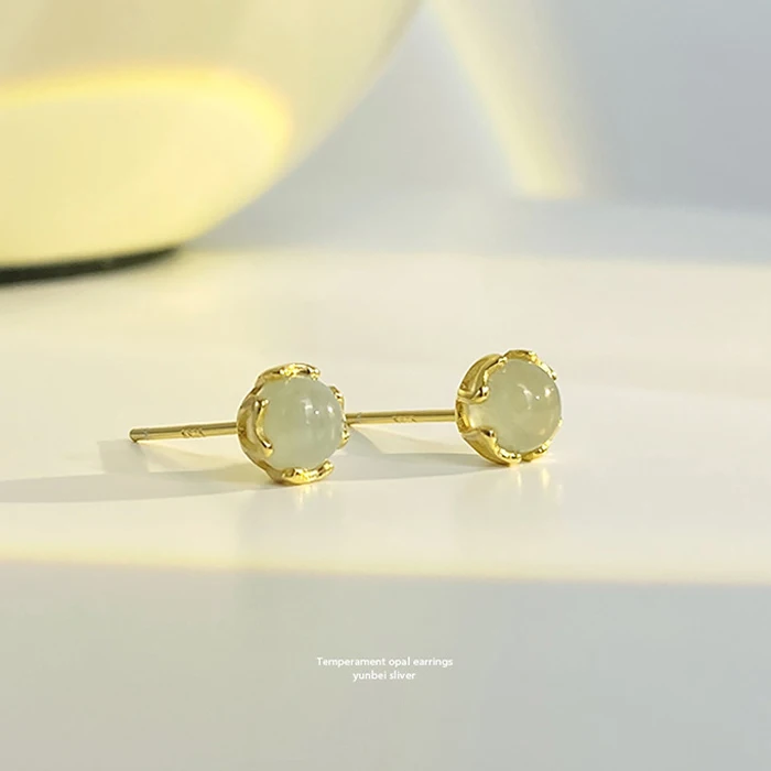 Small and Exquisite Gold Color Green Jade Round Earrings - Image 3