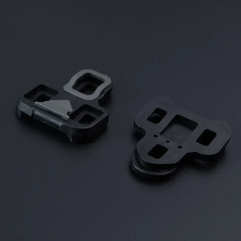 Enhanced Product Title:  
Premium Road Cycling Cleats with 4.5° Float – Self-Locking Pedal Accessories