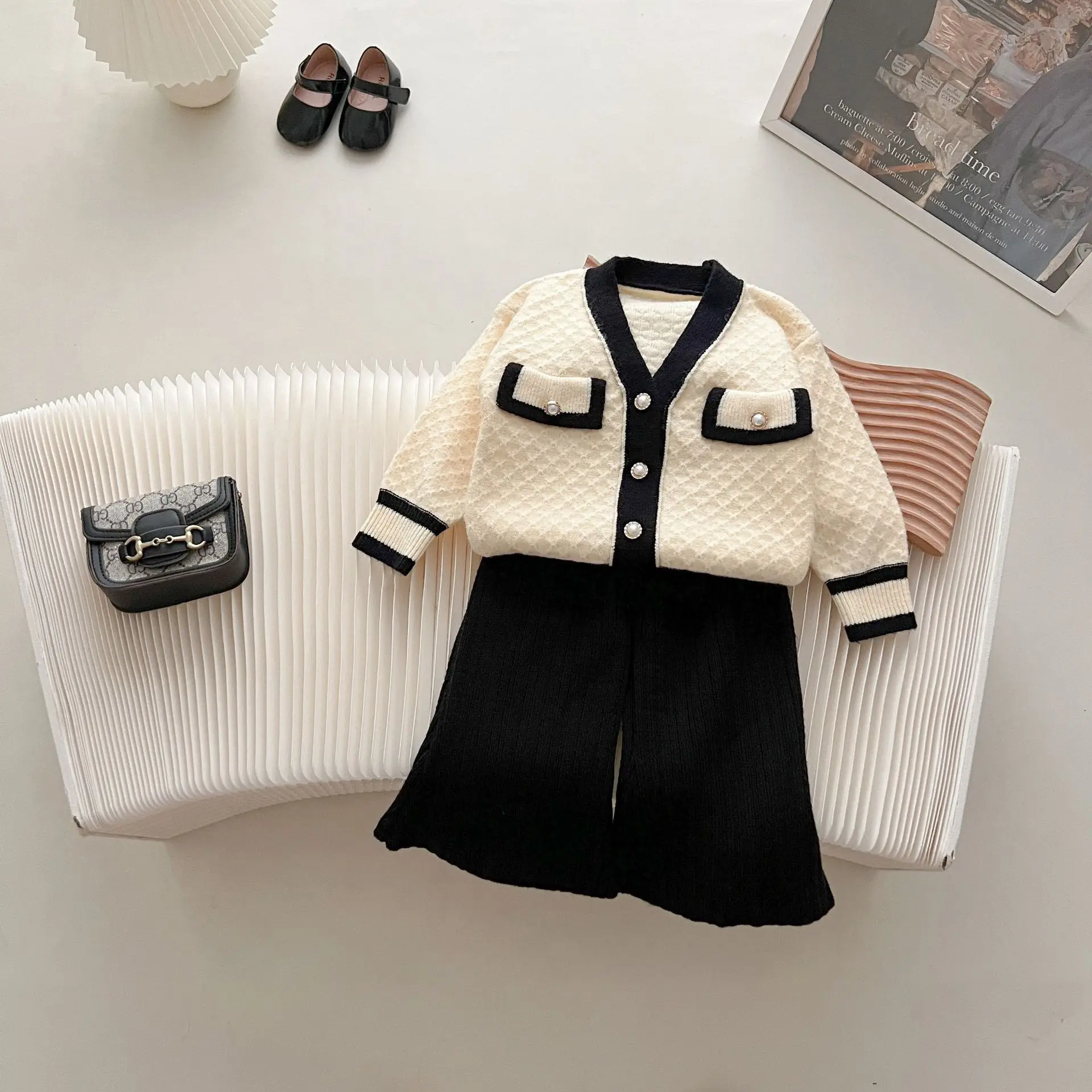 

Childrens Sets Girls Korean Autumn Sweater Cardigan Classical Collocation Flared Pants Knitting Two Piece Set Tide V Neck Soild