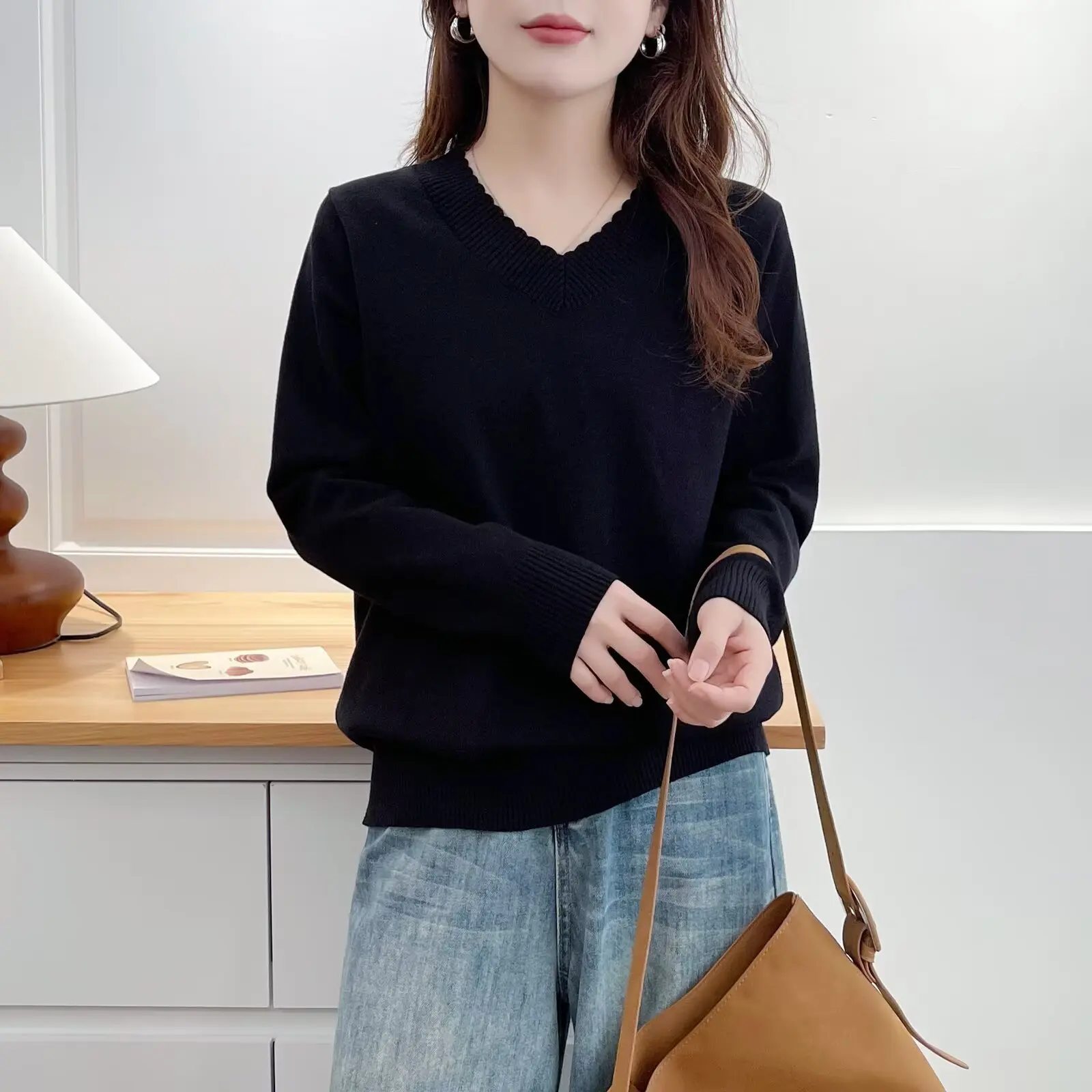 XXXXL Fashion Plus Size Women's Sweaters New Simple And Basic V-neck Knitted Pullovers In Autumn And Winter Casual 6697