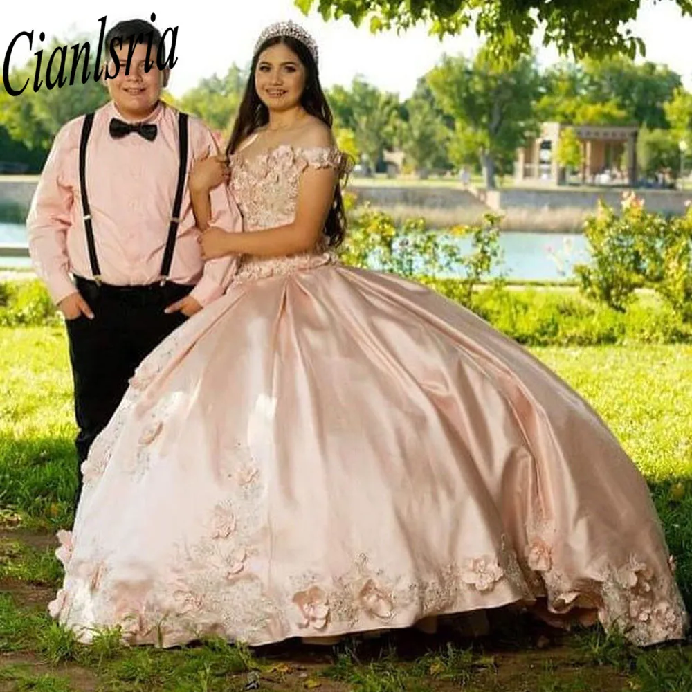 

Pink Princess Quinceanera Dresses Off The Shoulder Gillter Gold Applique Lace-up Corset Prom Sweet 15 Dresses vestido