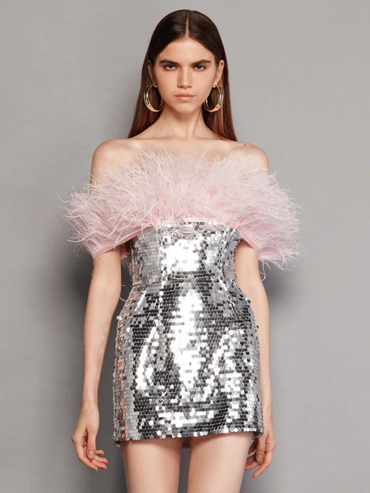 Abito Da Ballo Di Lusso Corto Da Donna Runway Fashion Pink Feather Chest Mini Abiti Aderenti Con Paillettes Argento Evening Club Party