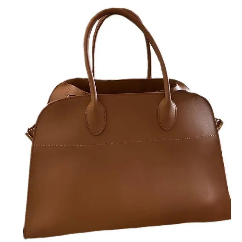 Рисунок 2 - Кожаная вместительная сумка-тоут