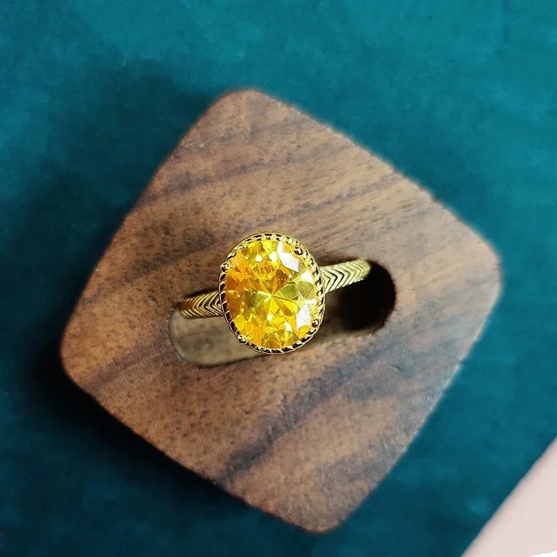 Nuovo Design S925 Argento Placcato Oro Intarsiato Ovale Diamante Giallo Anello Da Donna Twist Sparkle Luxury Opening High Jewelry