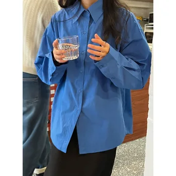 Camicia a maniche lunghe in cotone con colletto polo da donna nell'autunno 2025 Nuova giacca Top ampio di media lunghezza
