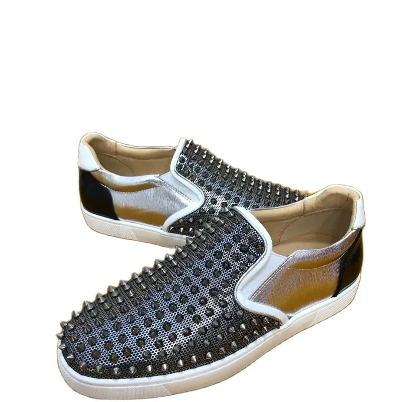 

Luxury Low Top Red Bottom For Men Trainers Driving Spiked Silver Glitter Genuine Leather Wedding All Rivets Flats Sneakers Shoes