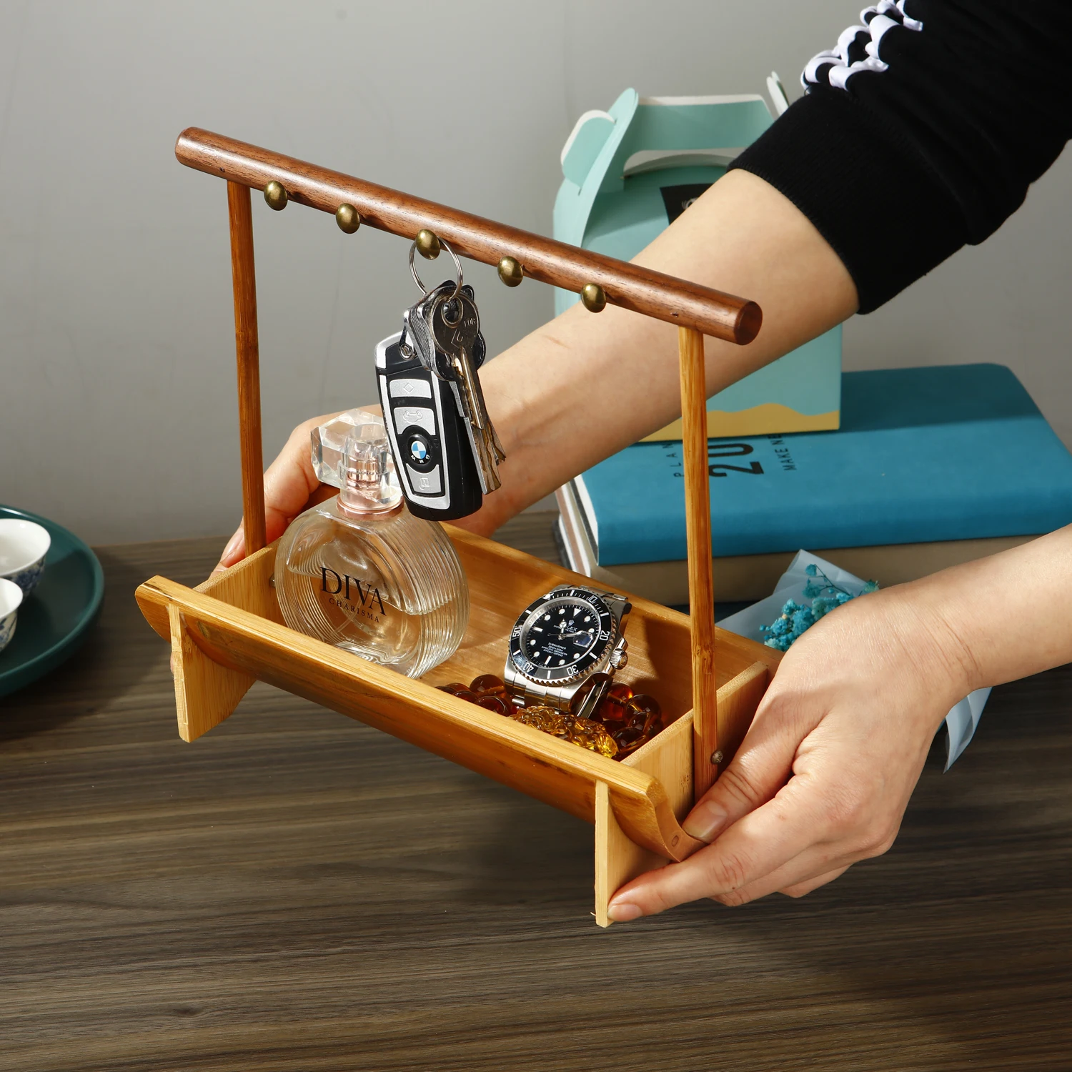 Natural Walnut Jewelry Holder Bracelet Earrings Necklace Watch Jewelry Organizer Holder Stand with Bamboo Base Rack Hanger 4