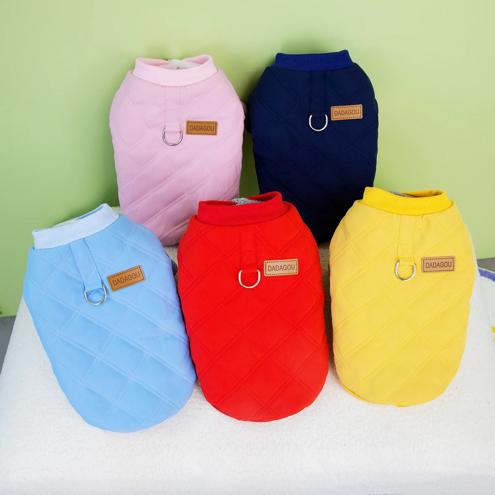

Winter Pet Clothes for Dogs Cats Warm Dog Coat Solid Color Dog Jacket With Traction Ring Puppy Clothing Chihuahua Yorkie Outfits