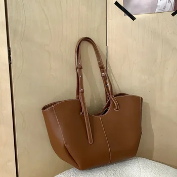 Vintage Women Handbag Large Capacity Portable Shopping Shoulder Bag Luxury PU Leather Ladies Commuter Underarm Totes Bag bolsa 1