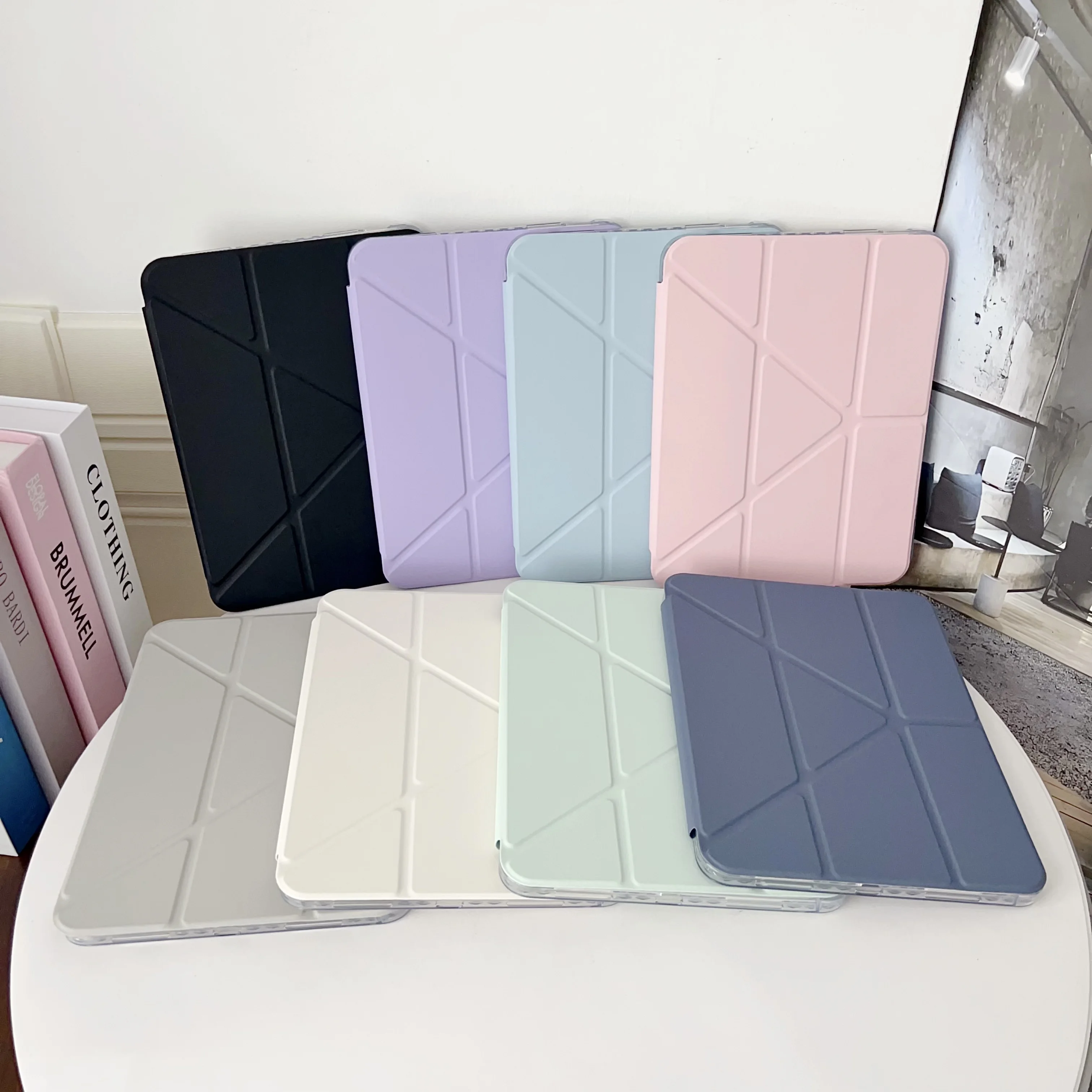 Sleek and Durable iPad Case with Pencil Holder