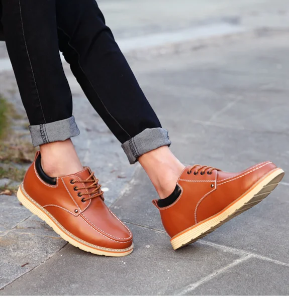 Scarpe casual da uomo in pelle con rialzo interno di 6 cm_voghion.com