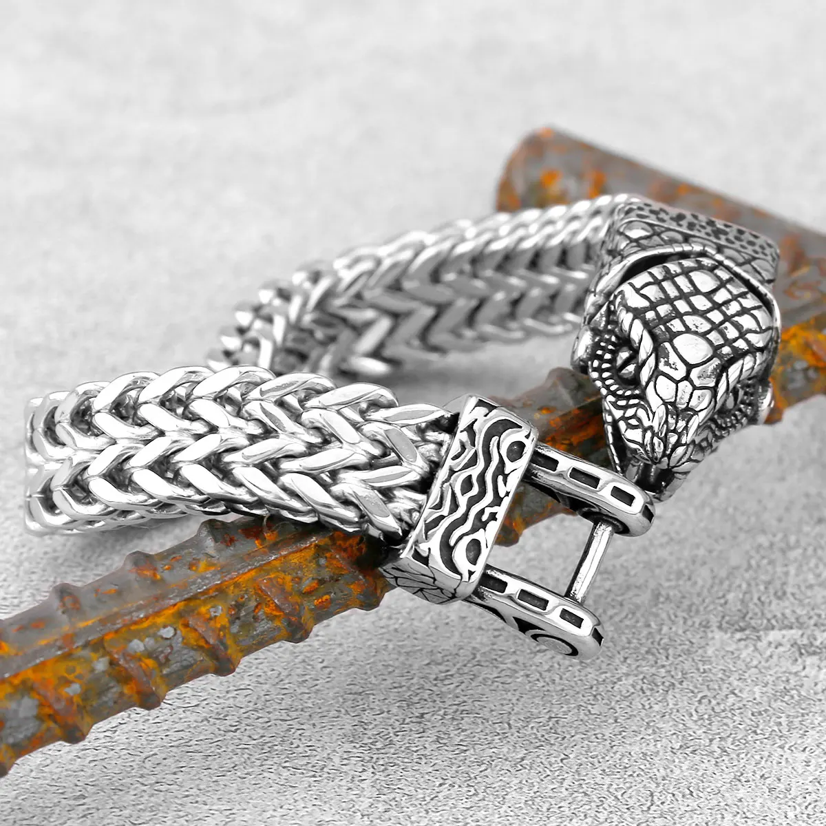 Popular Stainless Steel Animal Snake Bracelet Youth Retro Fashion Men's Nordic Amulet Street End Snake Bracelet Jewelry Unisex