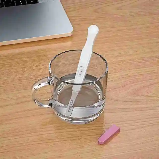 April Fool's Day Pregnancy Test Spoof Prank Toy Test Paper Fake Tricky Boyfriend For Adults Pregnancy Test Stick + Urine Cup 5