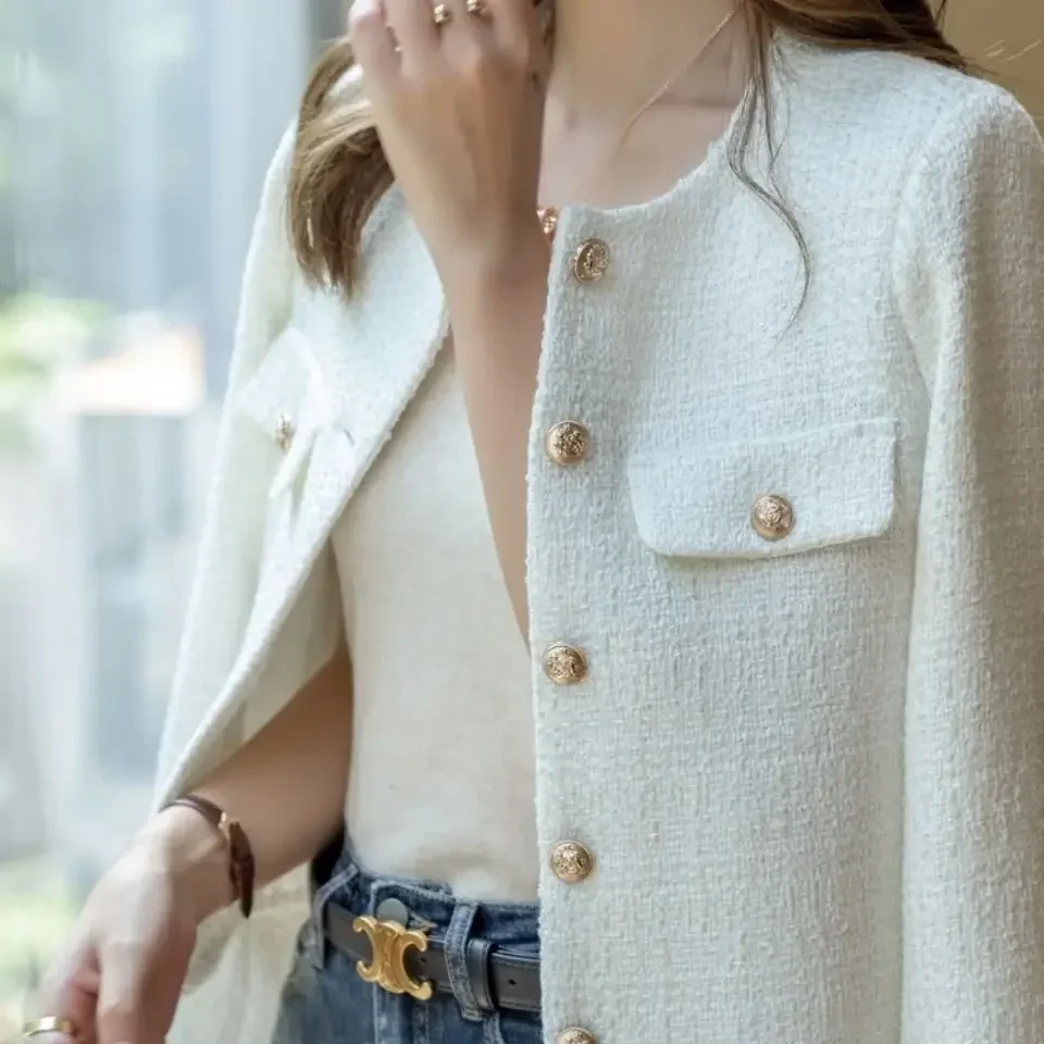 2025 laine Tweed manteau mode haut de gamme bouton doré court mince tempérament printemps et automne coréen manteaux femmes veste
