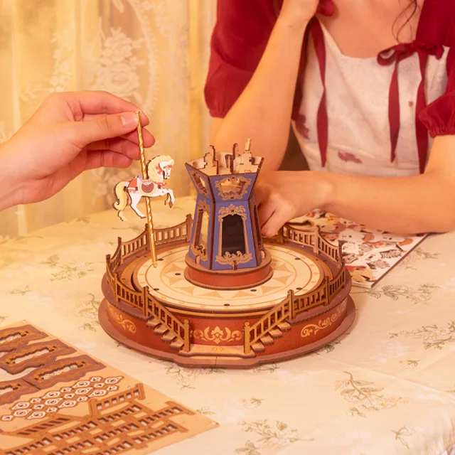 Classic Carousel 6