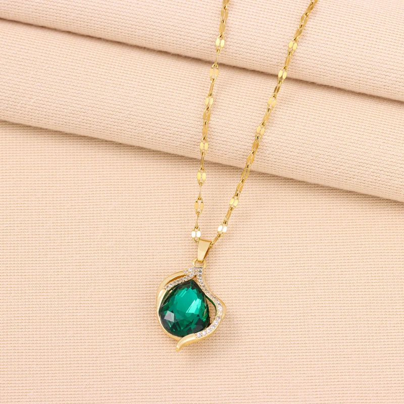 New Vintage Style Light Luxury Green Water Drop Pendant Necklace for Women Trendy Stainless Steel Jewelry Ladies Wedding Jewelry_voghion.com