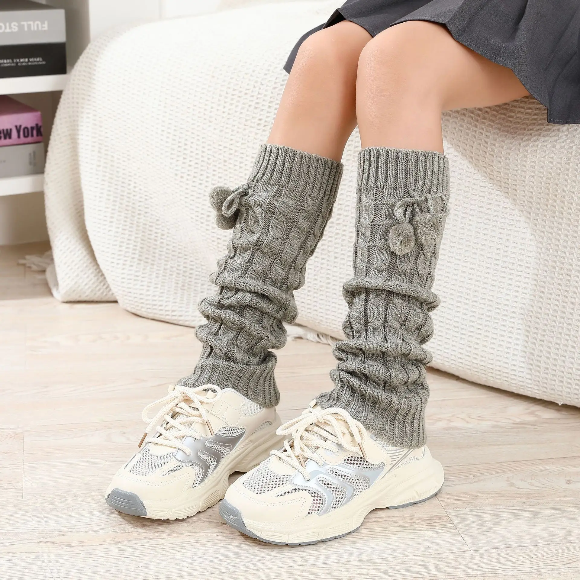 تدفئة الساق المحبوكة للخريف والشتاء للنساء والفتيات - 8 جوارب بأكمام بوم مجدولة، أغطية أحذية صوفية، غير قابلة للانزلاق ودافئة