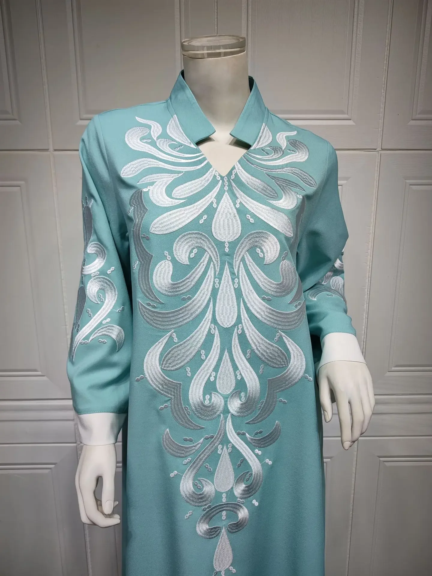 Robe Muslim Abaya Dubai Embroidered Kebaya Dress Long Sleeve Gowns Moroccan Kaftan Islam Oman Ladies Dresses Muslim Dress