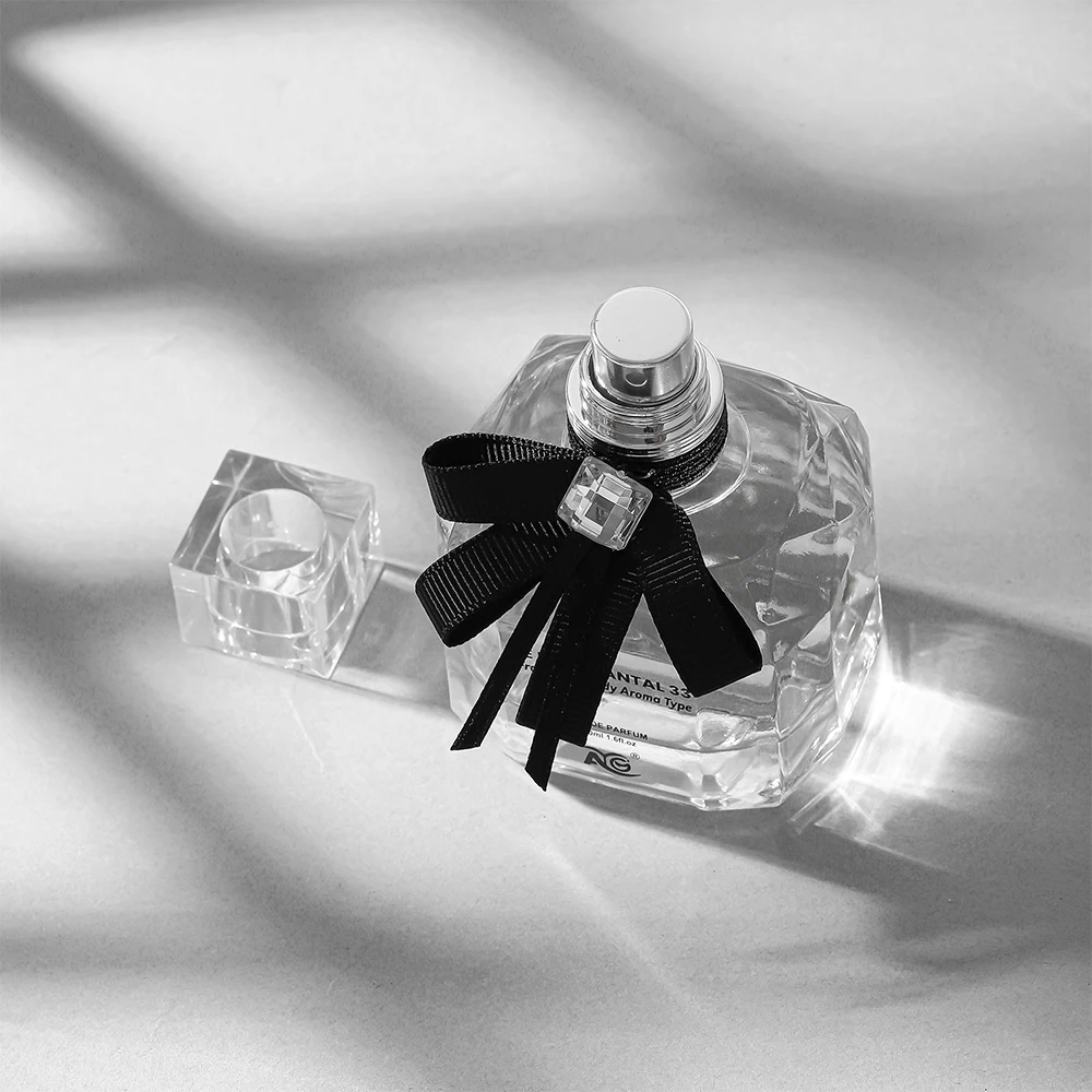 100 % Original Sandelholz-Duft für Damen und Herren (auch für Schlafzimmer und Kleidung geeignet) – hochkonzentriert und langanhaltend – 50 ml Parfum_voghion.com