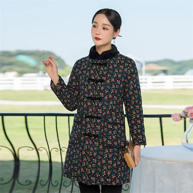 

2022 Winter National Style Large Size Women's Fleece Jacket Loose Thickened Cotton Printed Buckle Plush Coat Female Pakas T1407