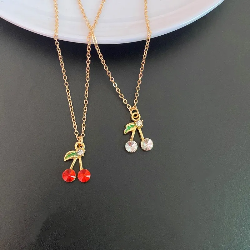 Kırmızı Kristal Kiraz Kolye Kolye Kızlar için Sevimli Moda Altın Renk Köprücük Kemiği Zincir Hediye Takı Bir Dilek Kolye Olun_voghion.com