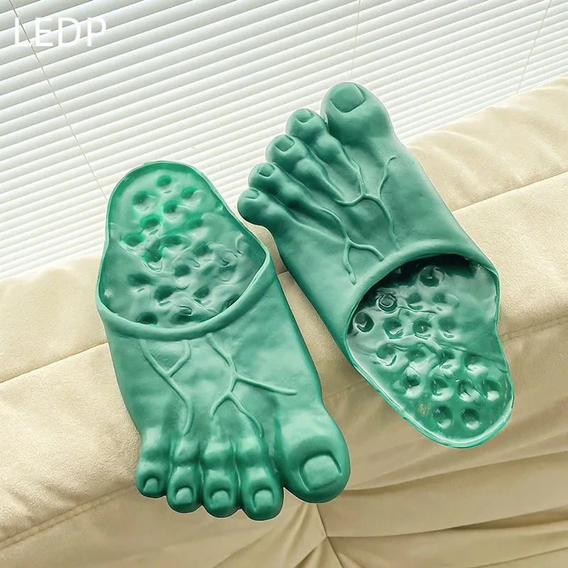 

Couple Slippers Summer Fashion Outdoor Summer Couple Beach Wading Explosive Style Cool Five-toed Slippers Comfortable and Light
