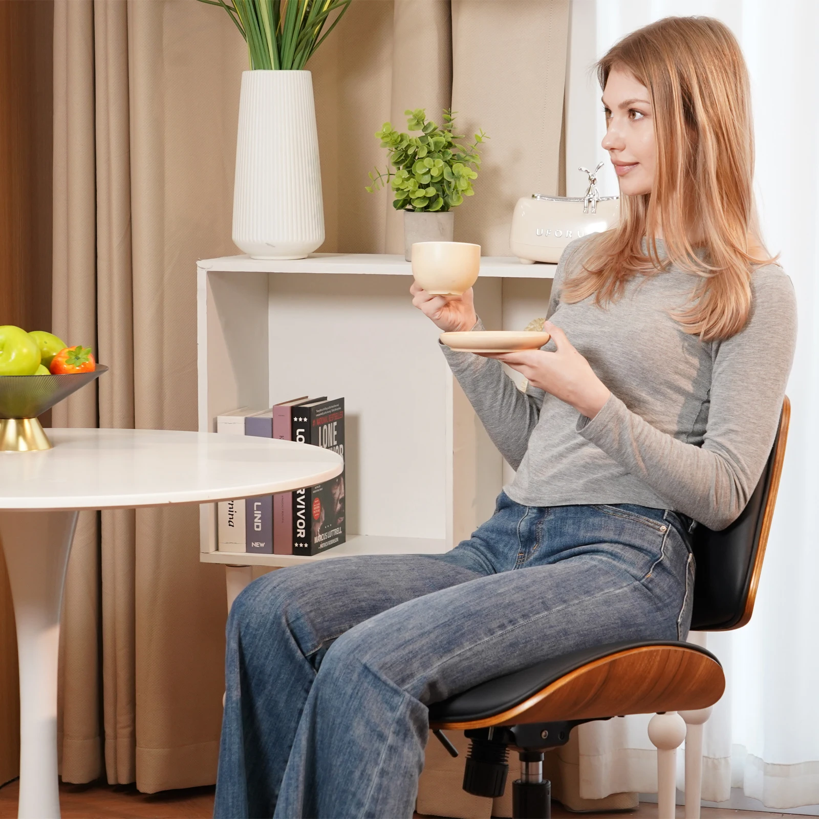 Moderni riešutmedžio darbo kėdė be porankių: Ergonomiškas Dizainas Jūsų Biurui - Image 6