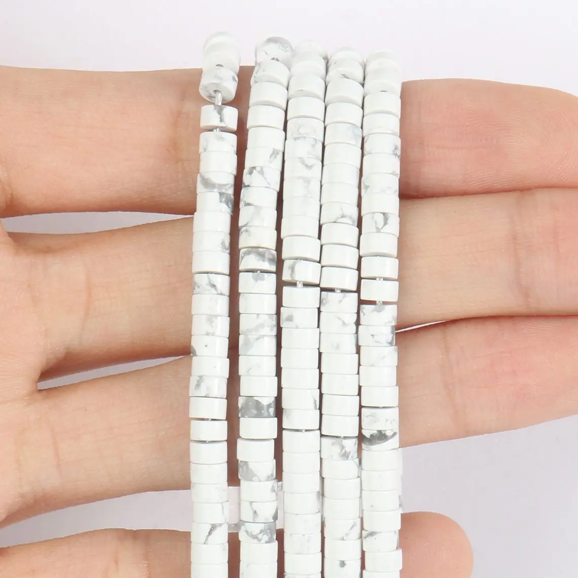 

2x4 мм бусины из натуральной кожи, плоские круглые бусины Howlite для изготовления ювелирных изделий «сделай сам», браслетов, ожерелий, серег