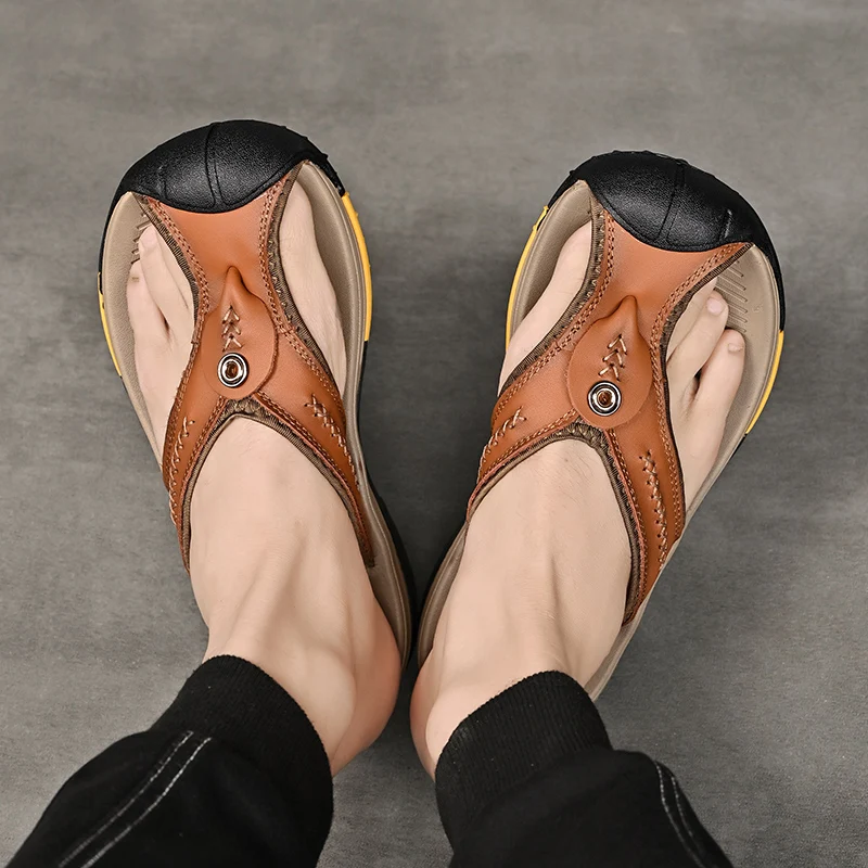 Fashion Sandals Summer Men's Flip Flops New Outdoor Toe Sandals Indoor Non Slip Casual Classic Leather Beach Slippers 38-46