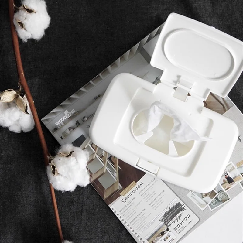 Portable Wet Tissue Dispenser Box 2
