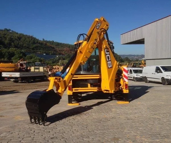 Рисунок 4 - Экскаватор-погрузчик JCB 3CX