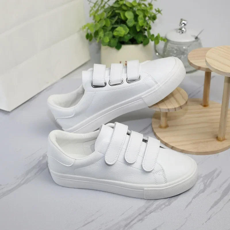 Women's Breathable Casual Shoes Flat Bottom Magic Tape Sports Korean Style Student Shoes Dad Sneakers High Top Rubber
