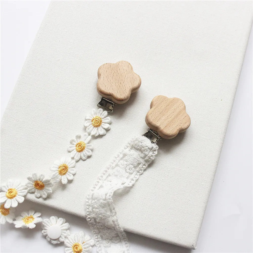 Clips for Pacifier Daisy Lace with Wooden Flower Pacifier Chain Chew Nipple Clips Baby Holder Stroller