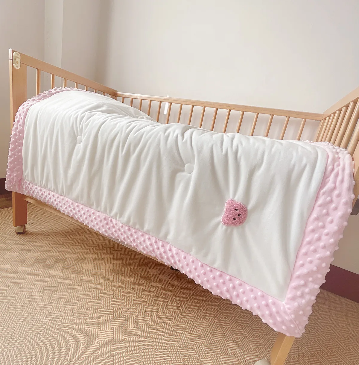 Yuan Frost baby baby super soft children's kindergarten quilts bean velvet cotton wrapped ins wind autumn and winter quilts