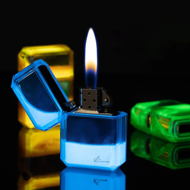 

New Luminous Quicksand Metal High-end Luxury Kerosene Lighter Creative Retro Windproof Lighter Cigarette Accessories Funny Gift