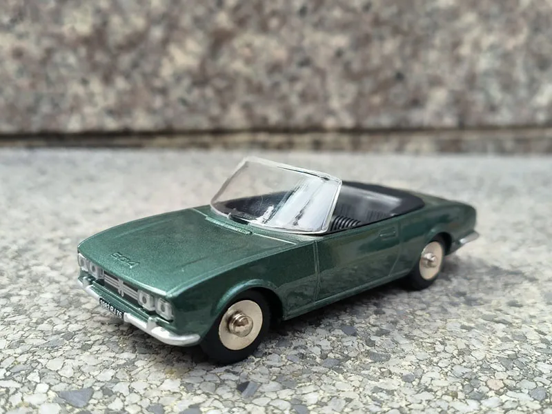 Diecast Alloy 1/43 Classic Convertible Vintage Toy Car