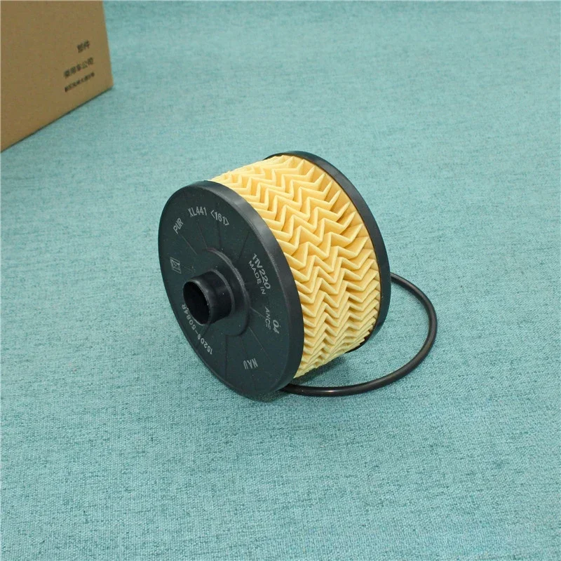 Oil Filter 152095084R For Dacia Duster Nissan Terrano Qashqai Benz Citan Renault Clio Kadjar Captur Twingo Smart Forfour