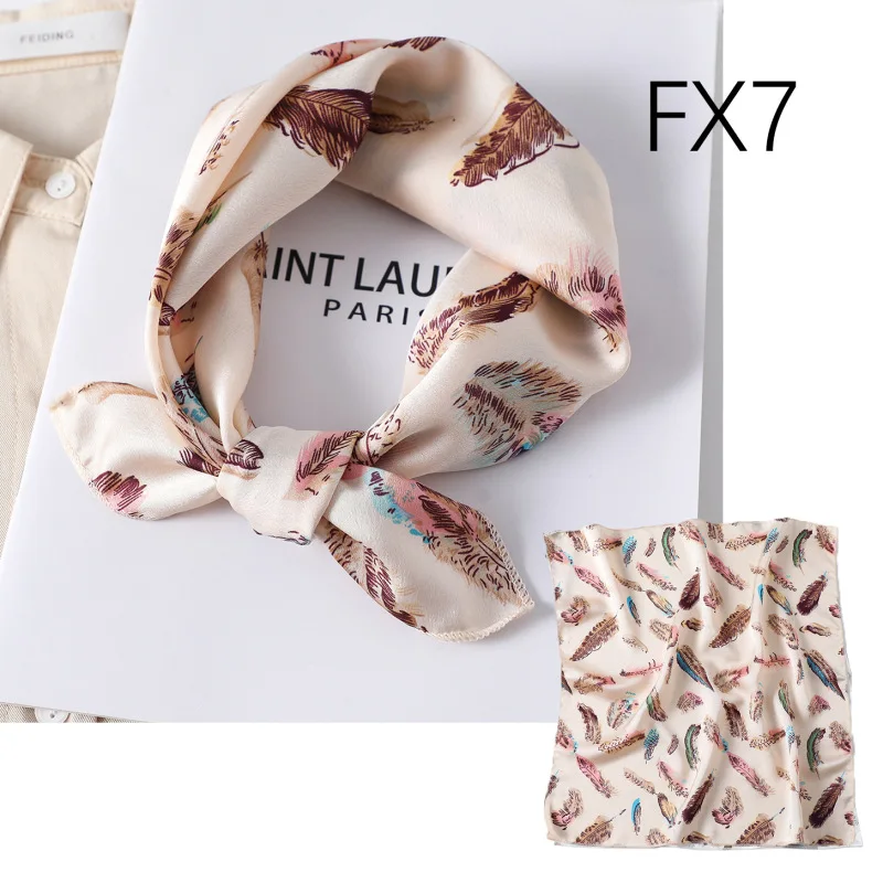 Elegant Women's 50x50cm Silk Square Scarf - Retro Print Neckerchief & Shawl