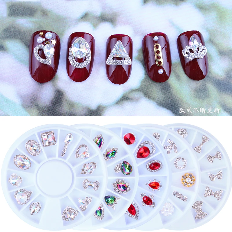 

1 Wheel 3D Nail Art Rhinestone Gems Decorations Gold Metal Alloy Hearts Nail Charms Art Decorations Luxury Charms Jewelry 2022