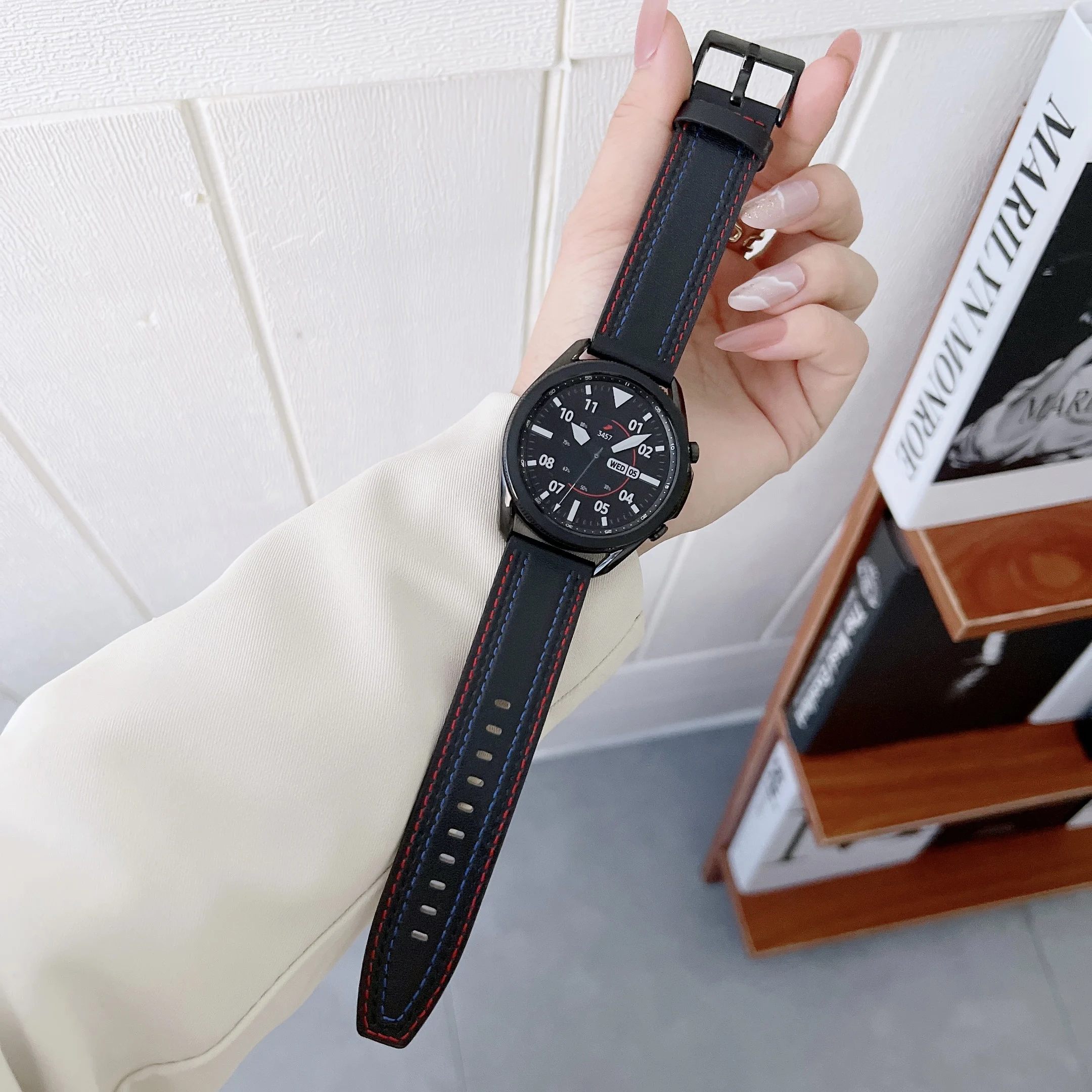 22mm 20mm Leather Strap For Samsung Galaxy watch 5 4 3/Gear S3 Huawei watch 3/GT3 Needlework bracelet wristband For Amazfit GTR